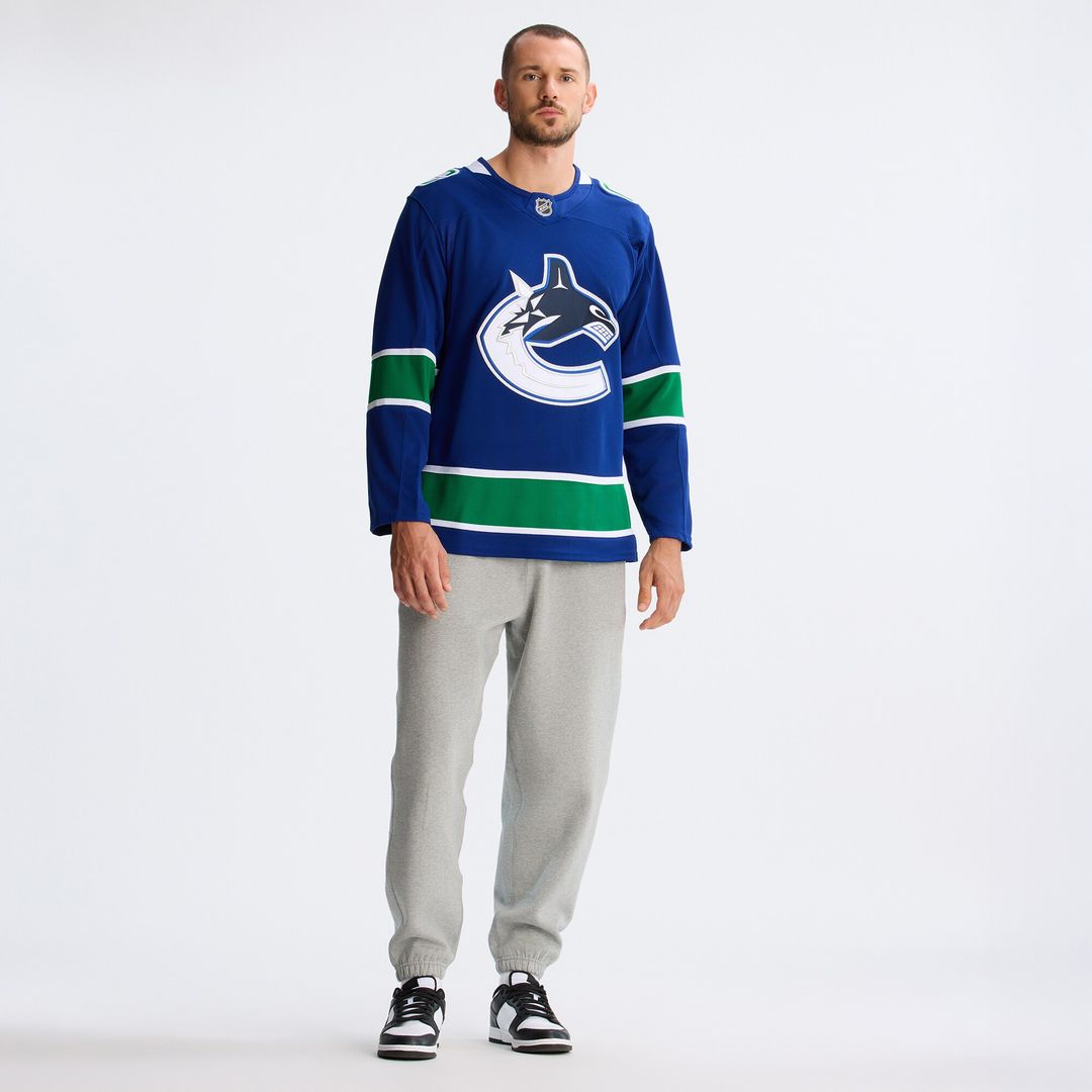 Vancouver Canucks Fanatics Away Premium Jersey - White