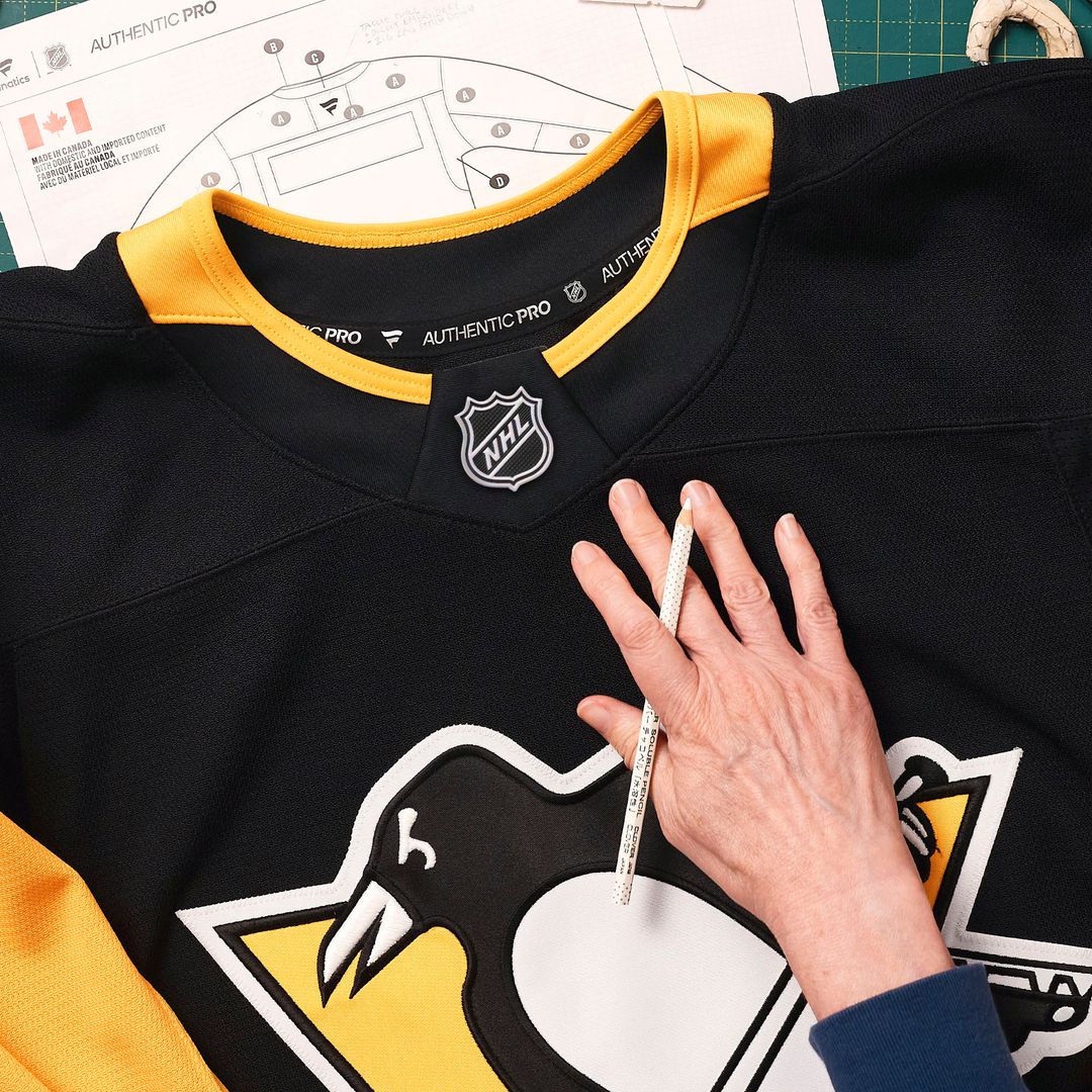 Pittsburgh Penguins Fanatics Alternate Authentic Pro Jersey - Gold