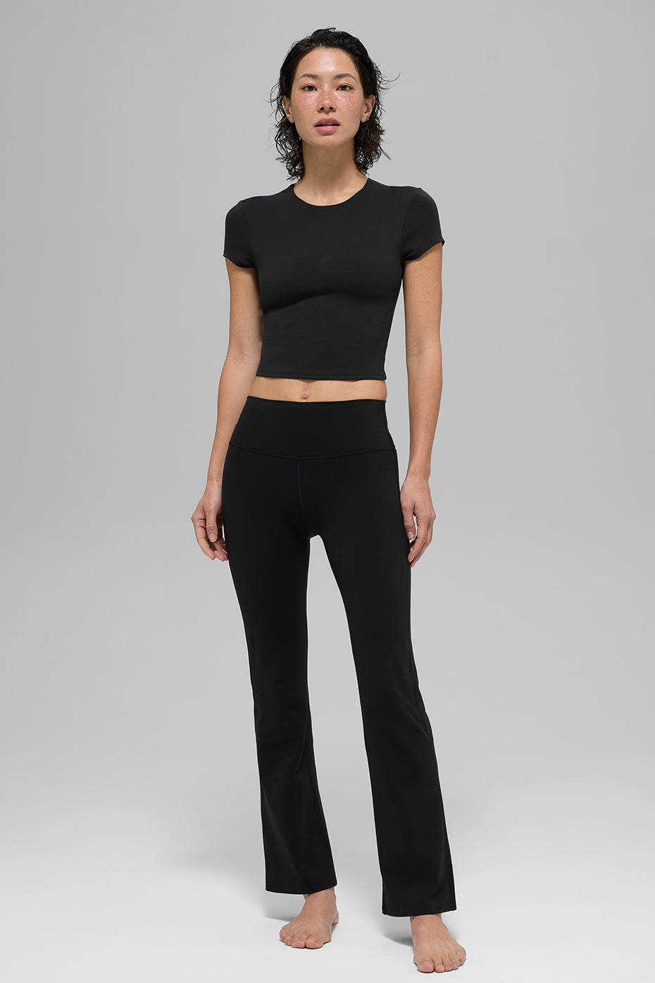 ALO Softsculpt High-Waist 7/8 Bootcut Legging - Black